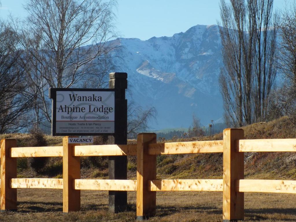 Wanaka Alpine Lodge Εξωτερικό φωτογραφία